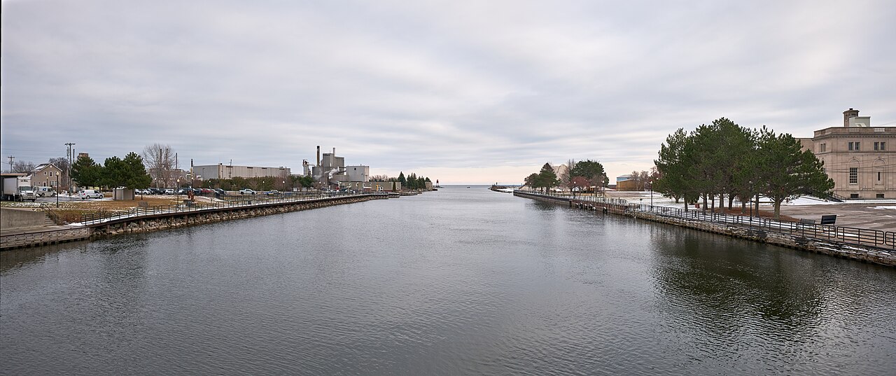 Wikimedia Commons