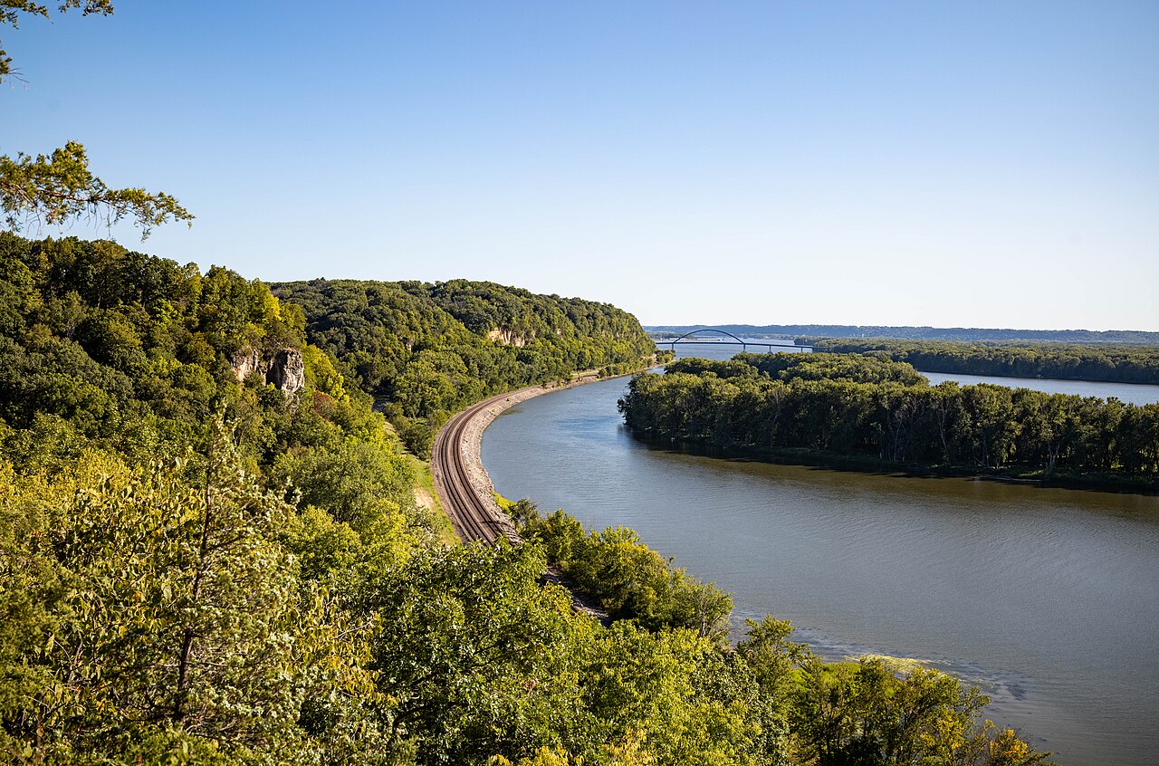 Mississippi Palisades Campground