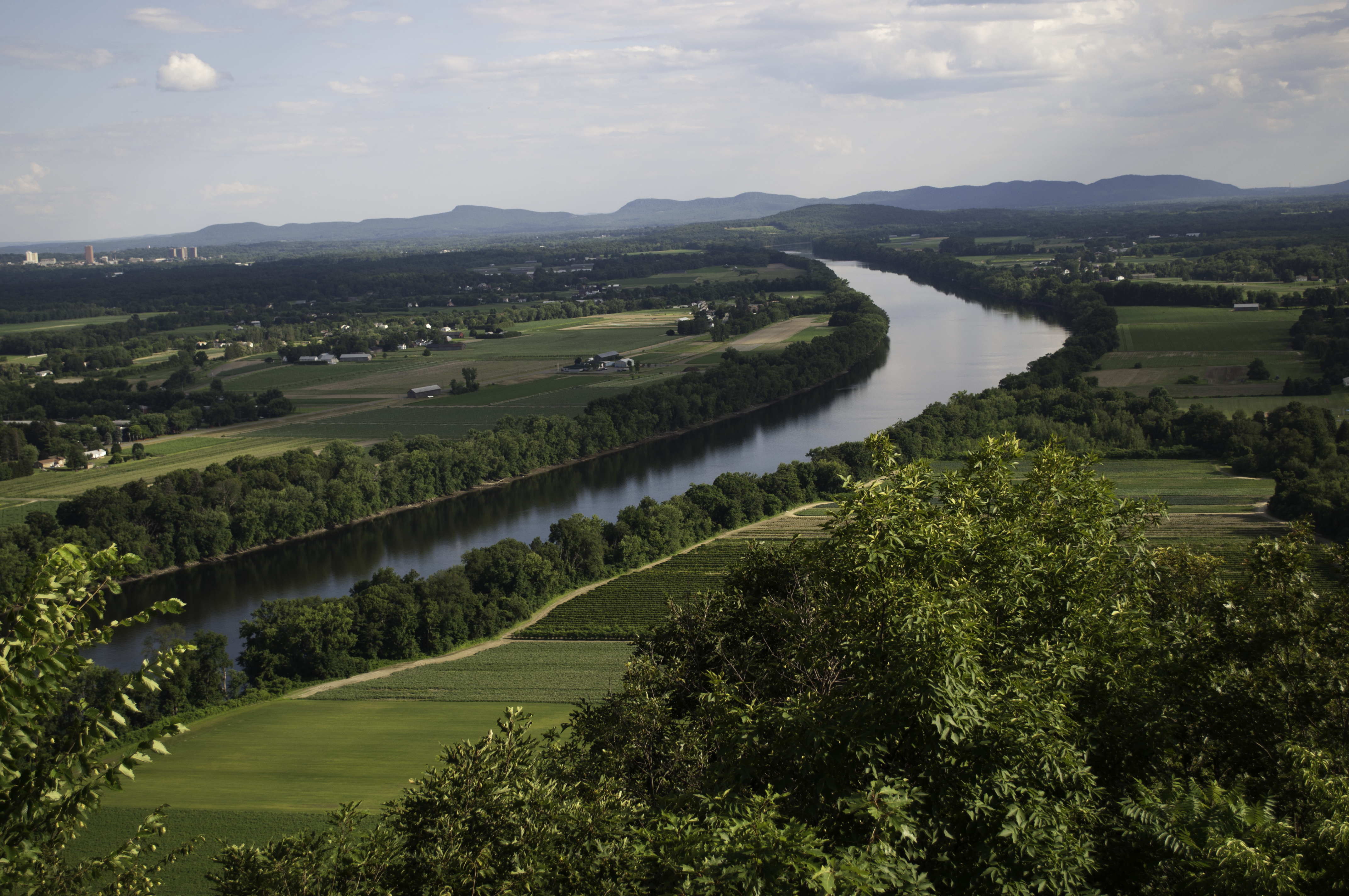 Mt. Sugarloaf State Reservation