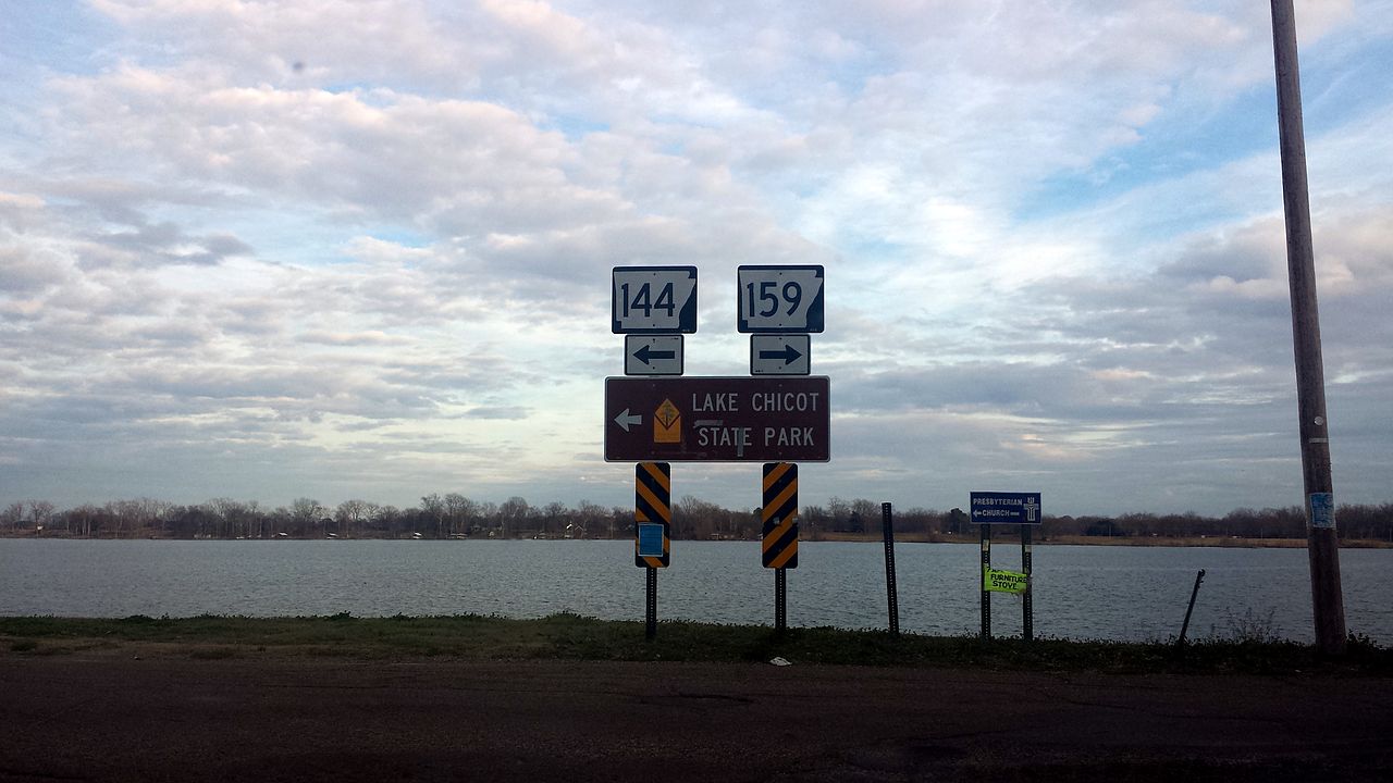 Lake Chicot State Park
