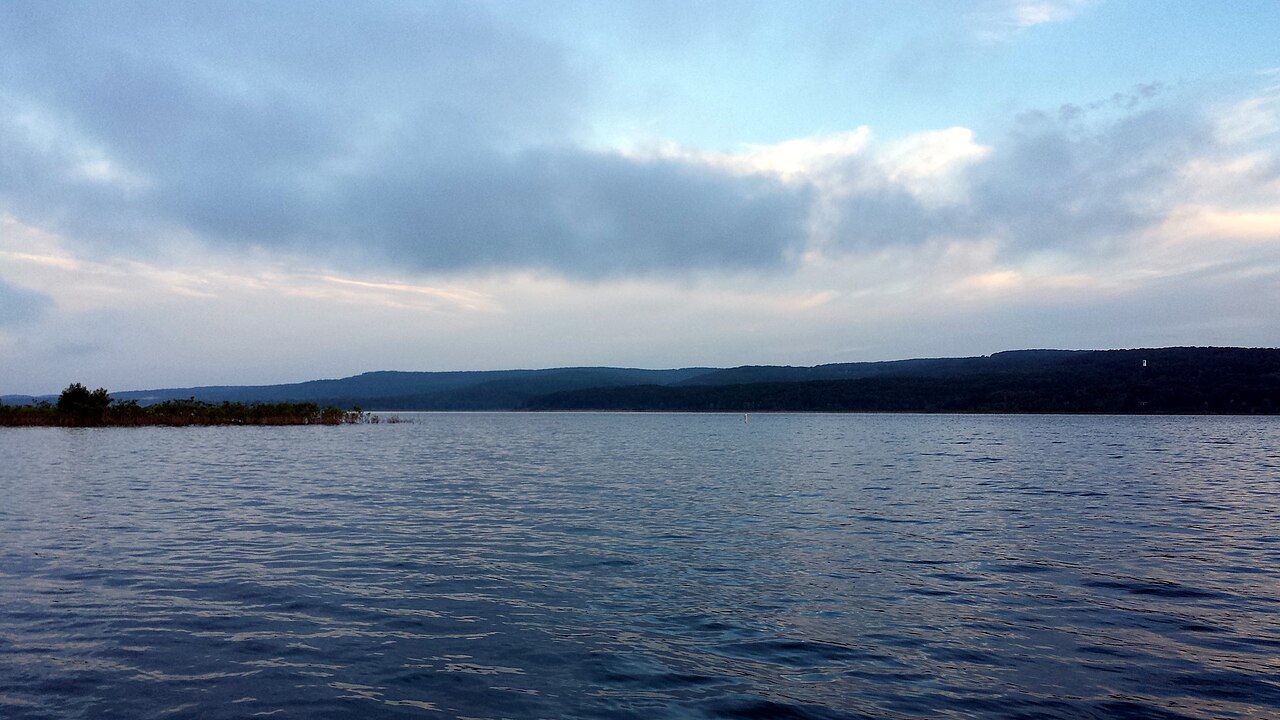 Dam Site(Greers Ferry)