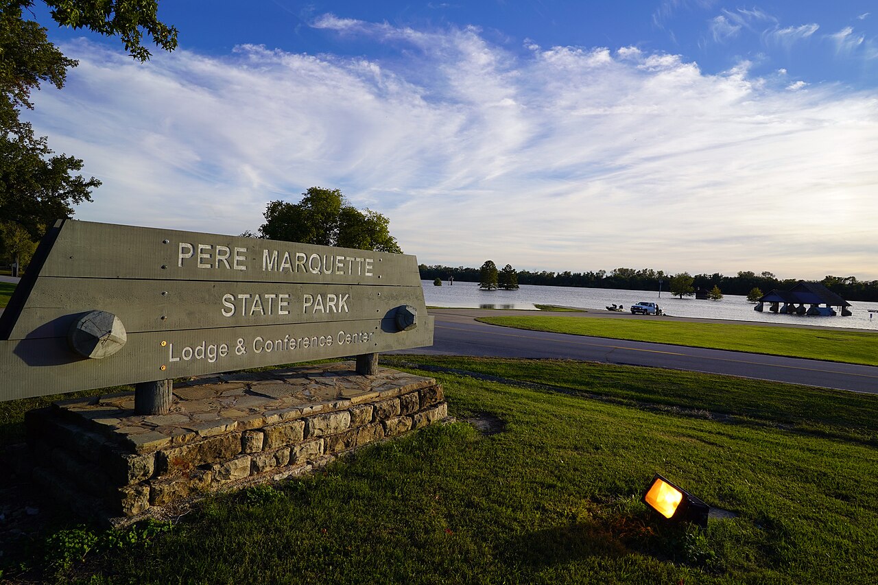 Pere Marquette Campground