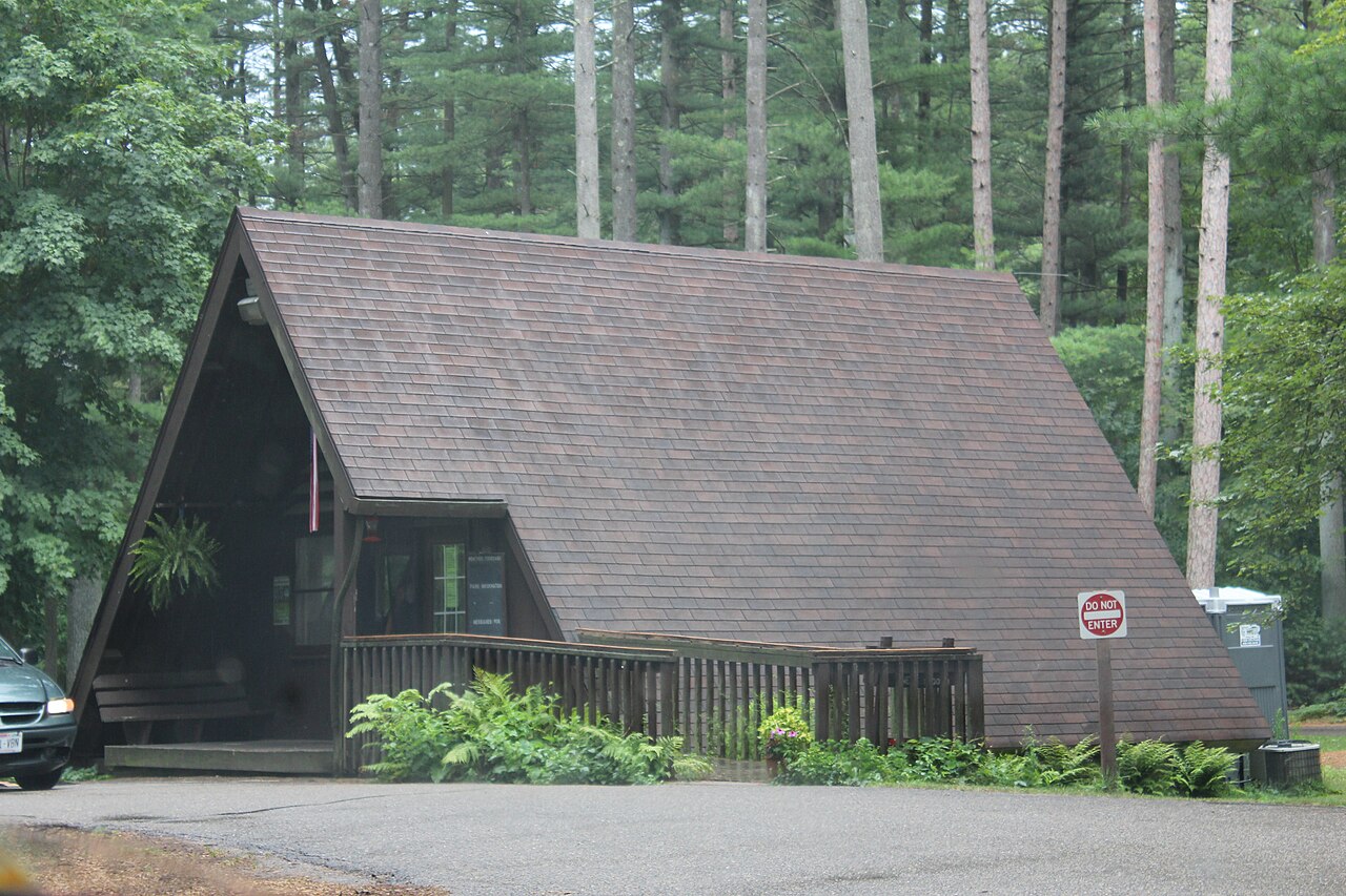 Rocky Arbor State Park