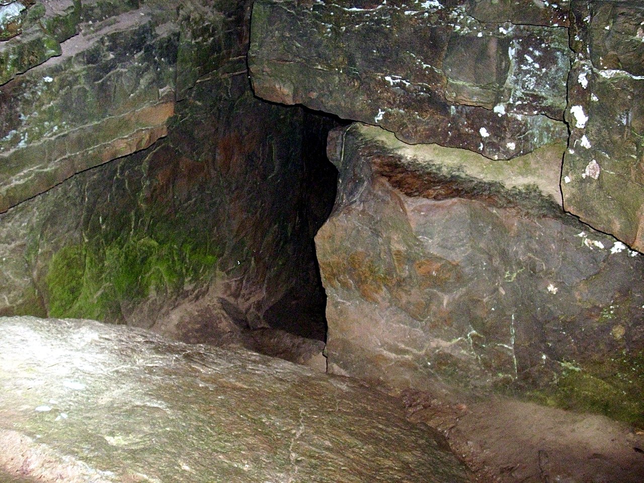 Devils Den State Park