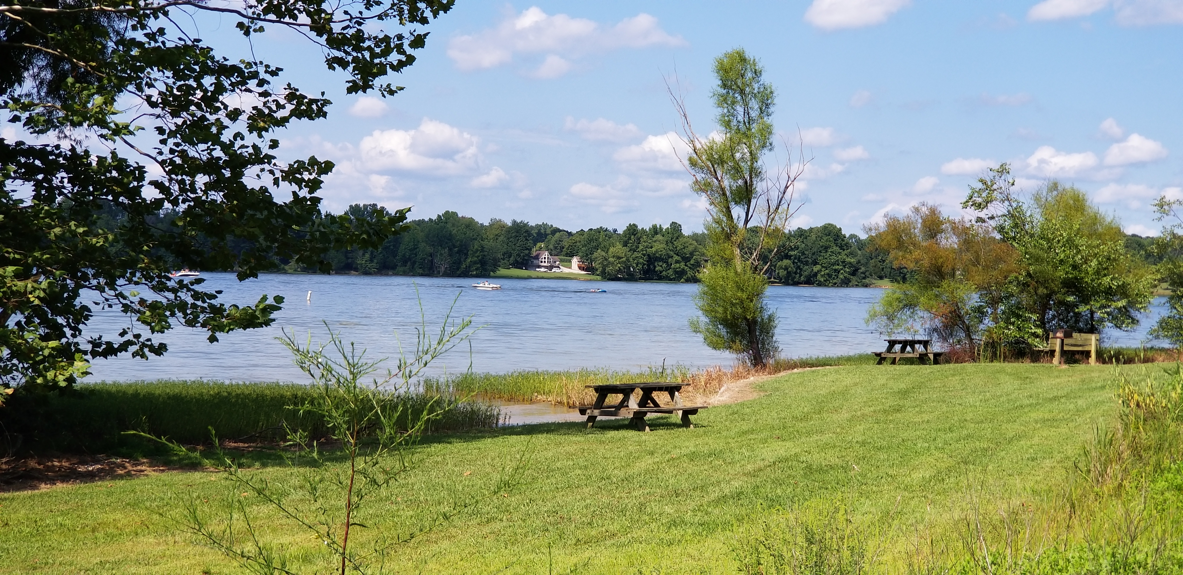 Hardy Lake