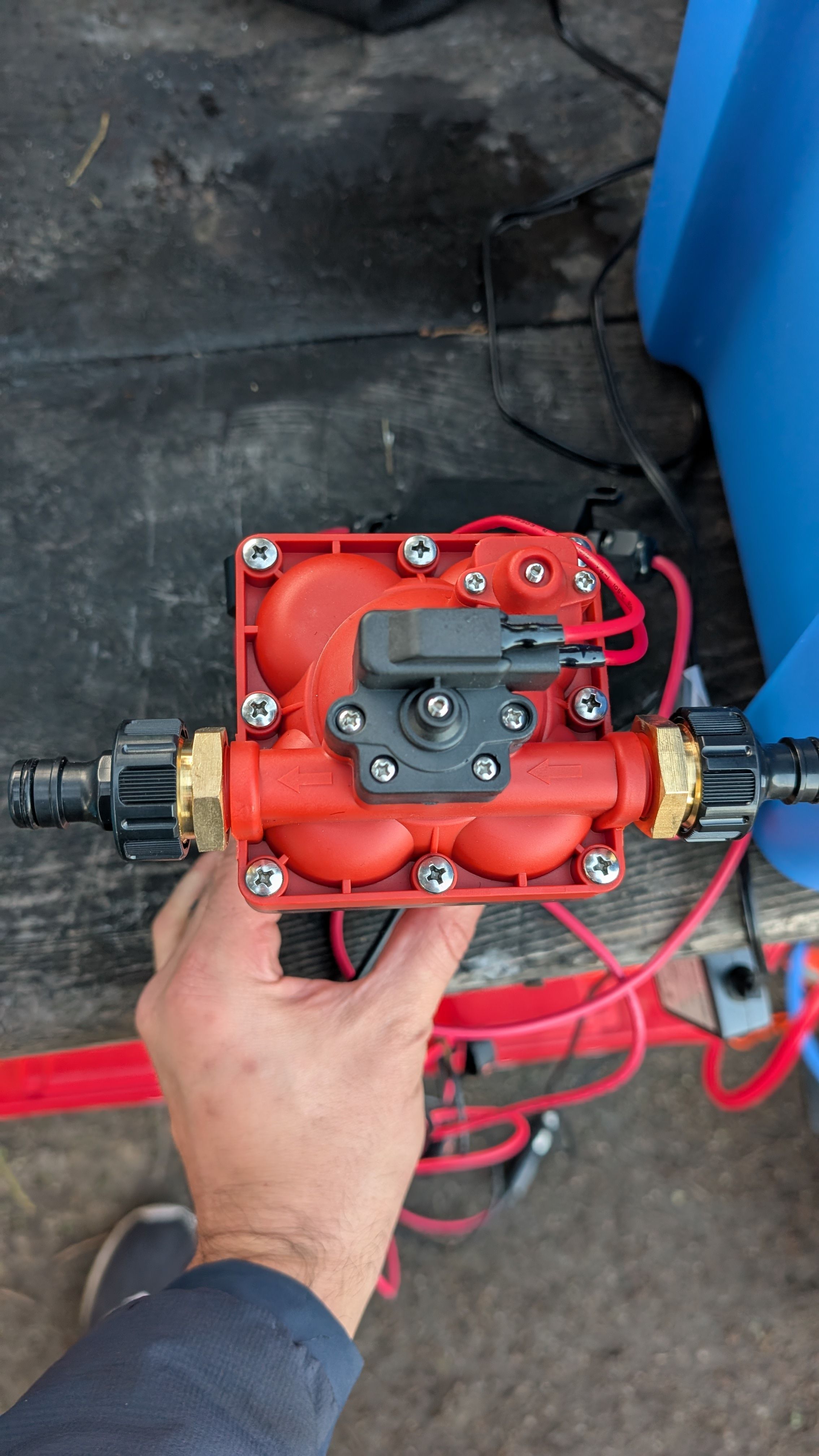 Photo of Seaflo pump top view showing inlet and outlet ports