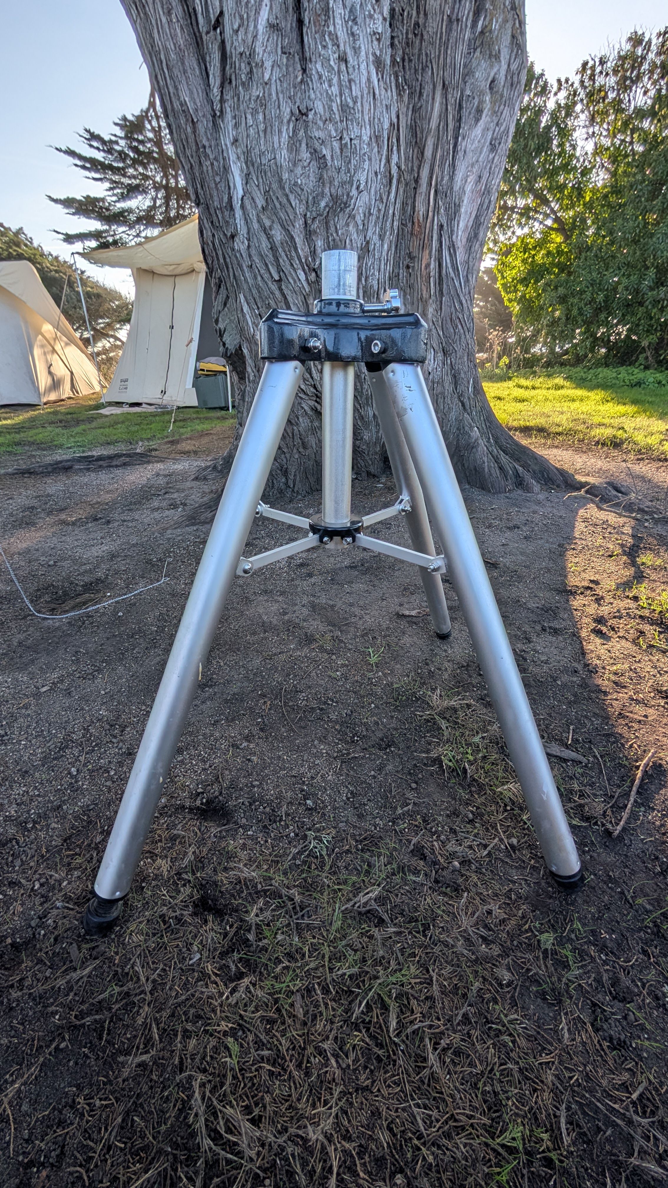 Photo of assembled aluminum tripod stand with legs fully extended