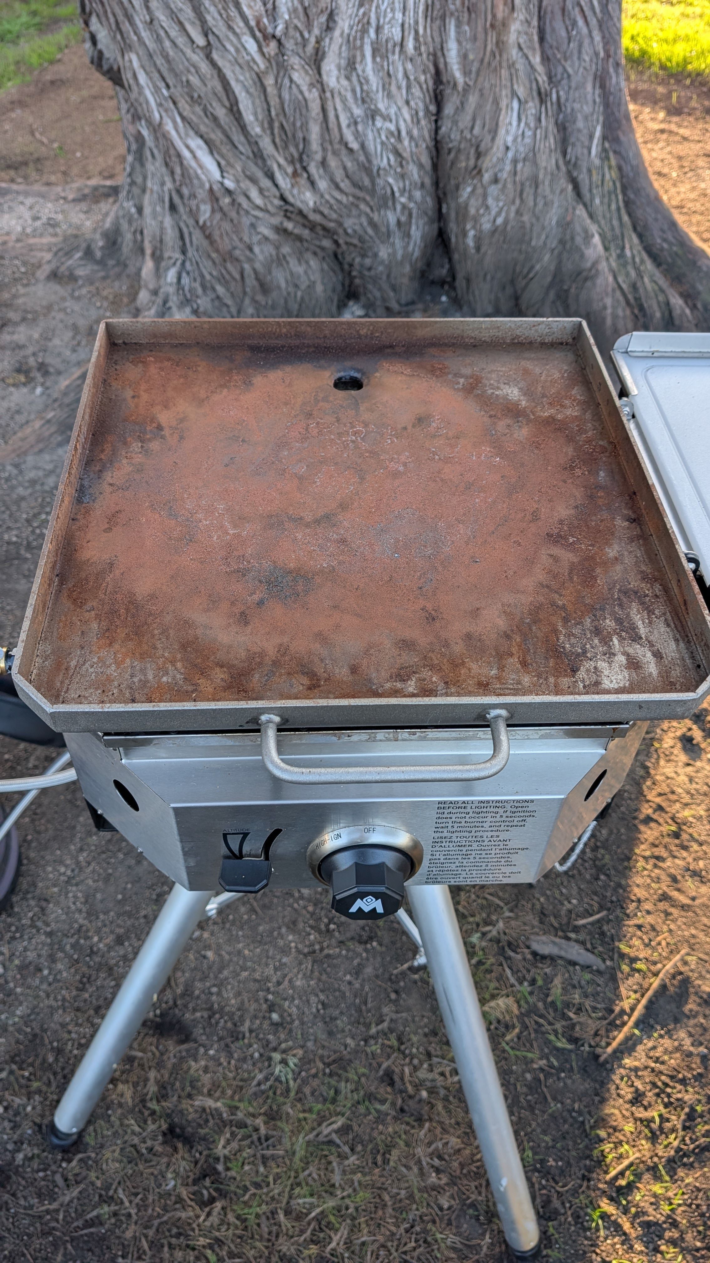 Photo of well-seasoned griddle with dark patina from regular use